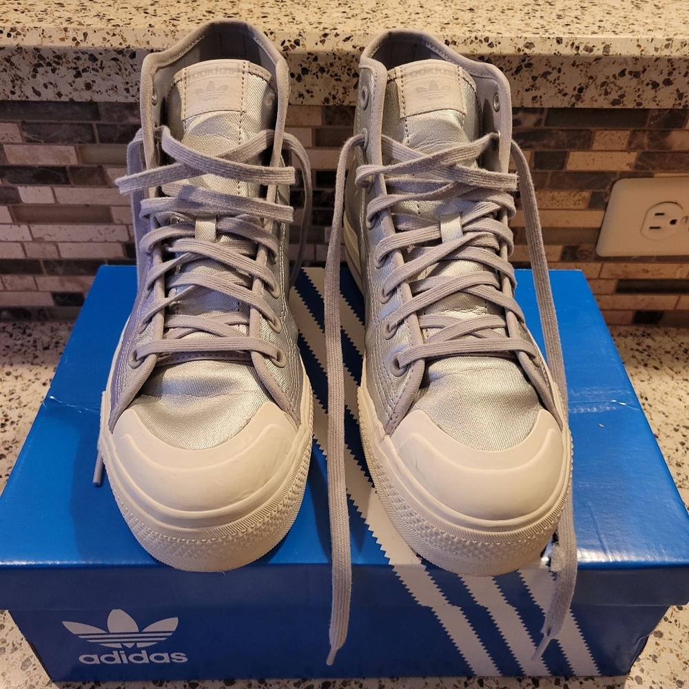 Adidas NIZZA Platform Silver HiTops